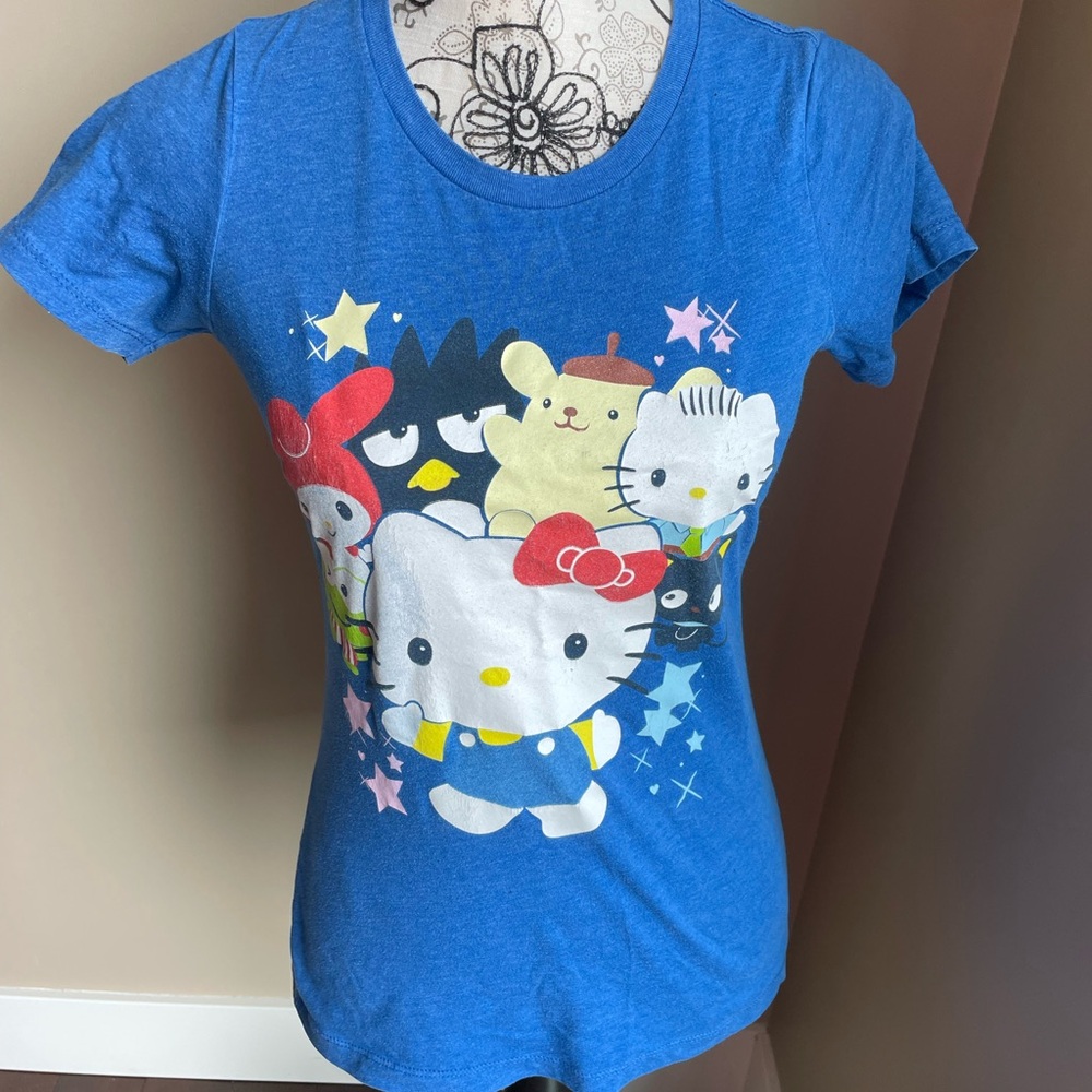Hello Kitty Ladies tee size small